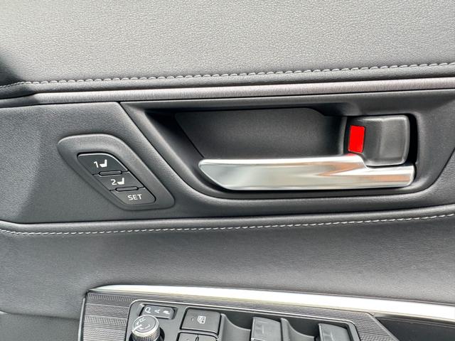 ハリアーハイブリッド Z レザーパッケージ・ナイトシェード 調光パノラマルーフ デジタルインナーミラー アクセサリーコンセント 純正12.3インチディスプレイオーディオ ブラインドスポットモニター パノラミックビュー ヘッドアップディスプレイ JBLサウンド(30枚目)