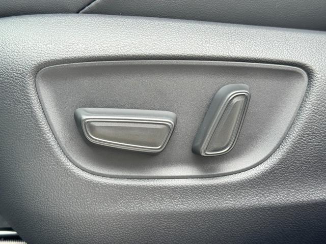 ハリアーハイブリッド Z レザーパッケージ・ナイトシェード 調光パノラマルーフ デジタルインナーミラー アクセサリーコンセント 純正12.3インチディスプレイオーディオ ブラインドスポットモニター パノラミックビュー ヘッドアップディスプレイ JBLサウンド(33枚目)