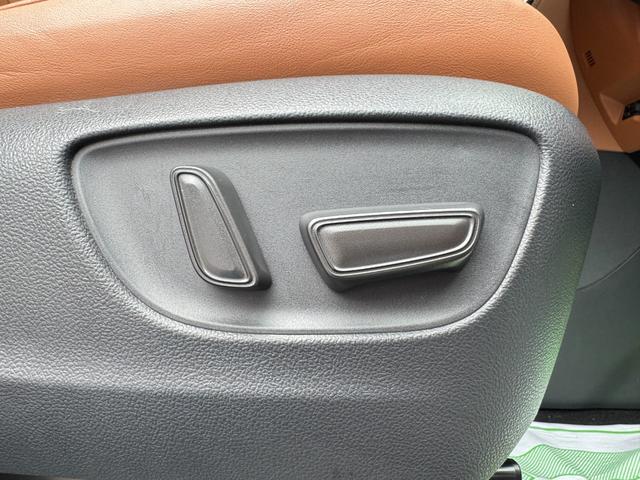 ヴェルファイアハイブリッド Z プレミア 13.2型有機EL後席モニター ユニバーサルステップ 左右独立ムーンルーフ トヨタチームメイト アドバンストパーク パノラミックビューモニター ブラインドスポットモニター デジタルインナーミラー(27枚目)