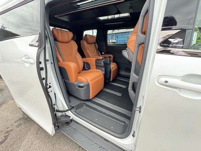 ヴェルファイアハイブリッド Z プレミア 13.2型有機EL後席モニター ユニバーサルステップ 左右独立ムーンルーフ トヨタチームメイト アドバンストパーク パノラミックビューモニター ブラインドスポットモニター デジタルインナーミラー(55枚目)