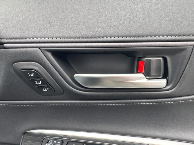 ハリアーハイブリッド Z レザーパッケージ・ナイトシェード 特別仕様車 調光パノラマルーフ JBL AC100V デジタルインナーミラー パノラミックビューモニター ワイヤレス充電 ブラインドスポットモニター 寒冷地仕様 ETC2.0 ヘッドアップディスプレイ(32枚目)