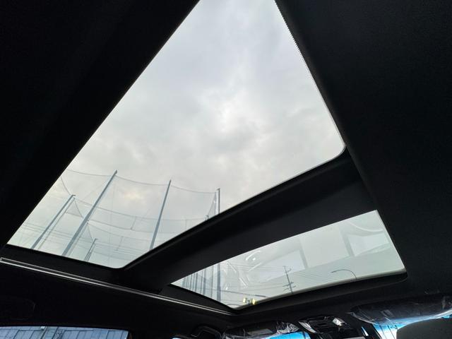 ハリアーハイブリッド Z レザーパッケージ・ナイトシェード 特別仕様車 調光パノラマルーフ JBL AC100V デジタルインナーミラー パノラミックビューモニター ワイヤレス充電 ブラインドスポットモニター 寒冷地仕様 ETC2.0 ヘッドアップディスプレイ(38枚目)