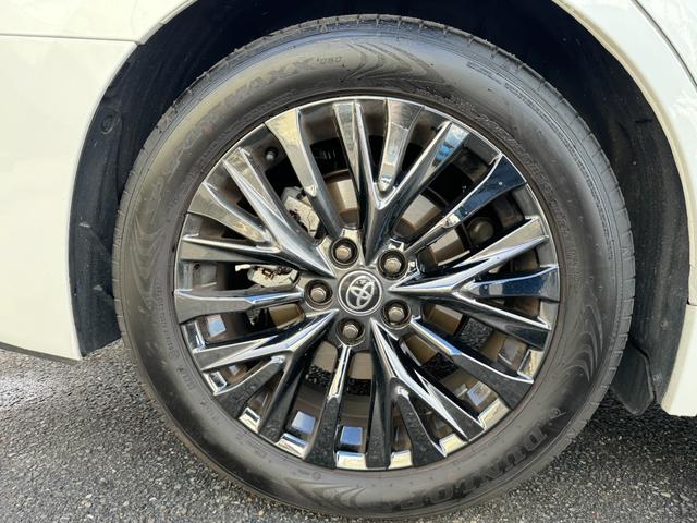 ヴェルファイアハイブリッド Z プレミア 13.2型後席モニター 寒冷地仕様 左右独立ムーンルーフ ヘッドアップディスプレイ デジタルインナーミラー 左右独立ムーンルーフ パノラミックビューモニタ ブラインドスポットモニター インテリアイルミ(28枚目)