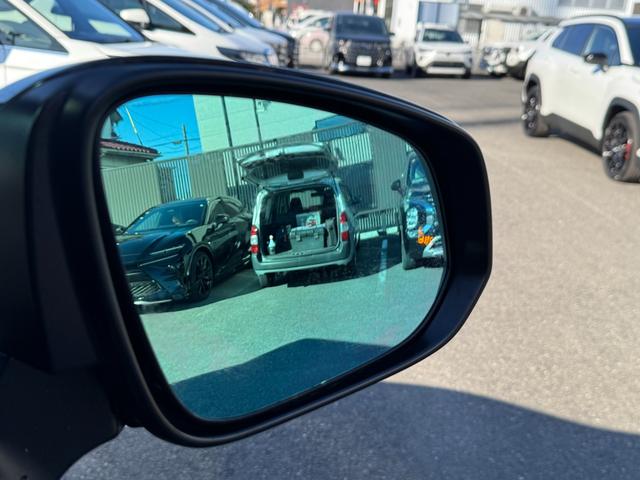 ヴェルファイアハイブリッド Z プレミア 13.2型後席モニター ユニバーサルステップ 左右独立ムーンルーフ パノラミックビューモニター トヨタチームメイト アドバンストパーク ブラインドスポットモニター 14インチナビ 8chスピーカー(24枚目)