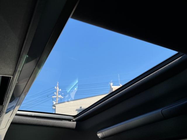 ヴェルファイアハイブリッド Z プレミア 13.2型後席モニター ユニバーサルステップ 左右独立ムーンルーフ パノラミックビューモニター トヨタチームメイト アドバンストパーク ブラインドスポットモニター 14インチナビ 8chスピーカー(65枚目)