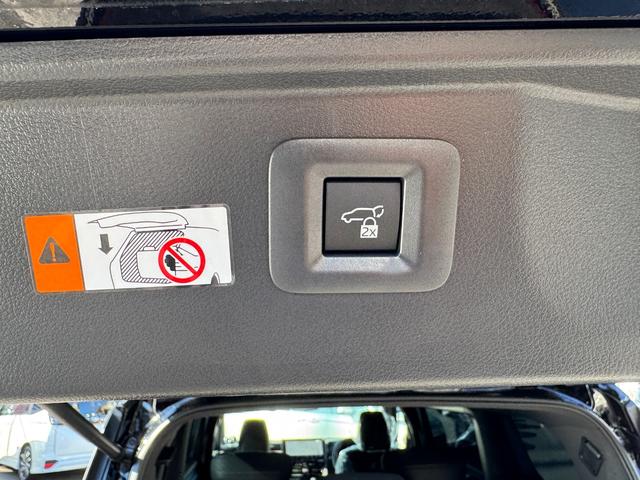 ヴェルファイアハイブリッド Z プレミア 13.2型後席モニター ユニバーサルステップ 左右独立ムーンルーフ パノラミックビューモニター トヨタチームメイト アドバンストパーク ブラインドスポットモニター 14インチナビ 8chスピーカー(76枚目)