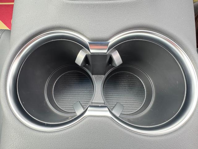 ハリアーハイブリッド Z レザーパッケージ JBLサウンドシステム HUD デジタルインナーミラー 12.3インチディスプレイオーディオプラス ブラインドスポットモニター パノラミックビューモニター レザーシート ヘッドアップディスプレイ(57枚目)