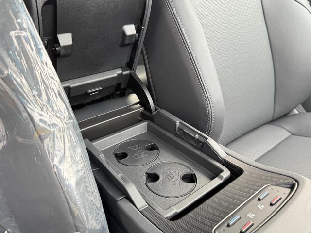 ハリアーハイブリッド Z レザーパッケージ JBLサウンドシステム HUD デジタルインナーミラー 12.3インチディスプレイオーディオプラス ブラインドスポットモニター パノラミックビューモニター レザーシート ヘッドアップディスプレイ(65枚目)