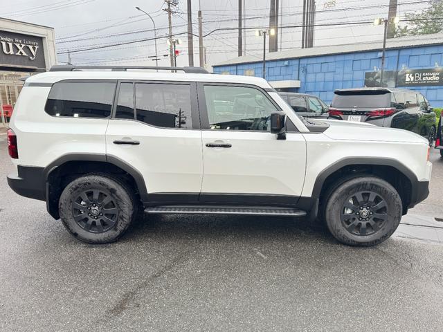 ランドクルーザー250 VXファーストエディション 丸目ヘッドライト ムーンルーフ デジタルインナーミラー ブラインドスポットモニタ パノラミックビューモニター フルセグTV オートマチックハイビーム ブラウン内装 シートヒーター&ベンチレーション(18枚目)