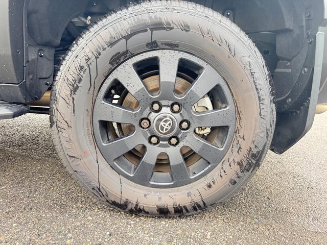 ランドクルーザー250 VXファーストエディション 丸目ヘッドライト ムーンルーフ デジタルインナーミラー ブラインドスポットモニタ パノラミックビューモニター フルセグTV オートマチックハイビーム ブラウン内装 シートヒーター&ベンチレーション(22枚目)