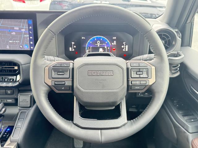 ランドクルーザー250 VXファーストエディション 丸目ヘッドライト ムーンルーフ デジタルインナーミラー ブラインドスポットモニタ パノラミックビューモニター フルセグTV オートマチックハイビーム ブラウン内装 シートヒーター&ベンチレーション(45枚目)