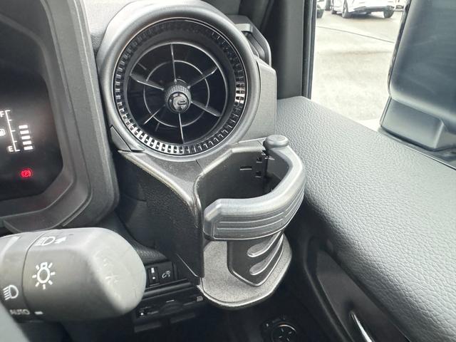 ランドクルーザー250 VXファーストエディション 丸目ヘッドライト ムーンルーフ デジタルインナーミラー ブラインドスポットモニタ パノラミックビューモニター フルセグTV オートマチックハイビーム ブラウン内装 シートヒーター&ベンチレーション(49枚目)