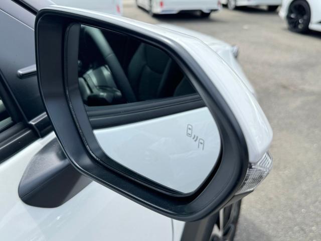 ヤリスクロス ハイブリッドZ パノラミックビューモニター トヨタチームメイト アドバンストパーク 純正ディスプレイオーディオ フルセグTV ETC2.0 ブラインドスポットモニター ハンズフリーパワーバックドア LEDヘッドライト(4枚目)