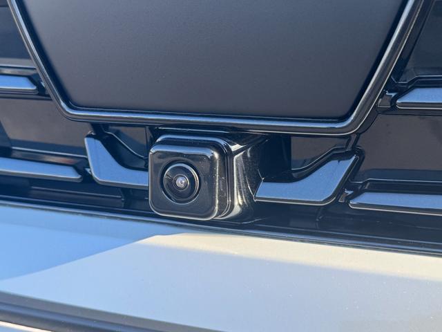 ヤリスクロス ハイブリッドZ パノラマミックビューモニター パワーバックドア TOYOTAセーフティーセンス メーカーディスプレイオーディオ クリアランスソナー BSM RCTA シート&ステアリングヒーター LEDヘッドライト(11枚目)