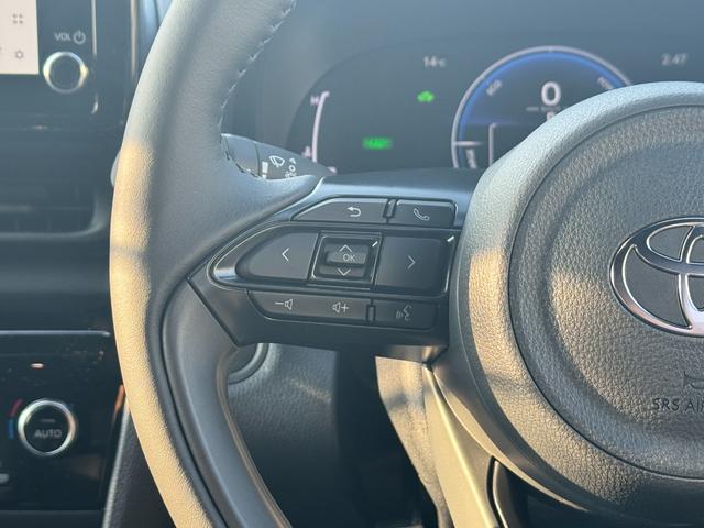 ヤリスクロス ハイブリッドZ パノラマミックビューモニター パワーバックドア TOYOTAセーフティーセンス メーカーディスプレイオーディオ クリアランスソナー BSM RCTA シート&ステアリングヒーター LEDヘッドライト(41枚目)