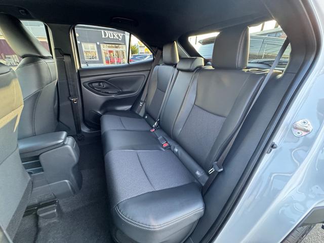 ヤリスクロス ハイブリッドZ パノラマミックビューモニター パワーバックドア TOYOTAセーフティーセンス メーカーディスプレイオーディオ クリアランスソナー BSM RCTA シート&ステアリングヒーター LEDヘッドライト(62枚目)