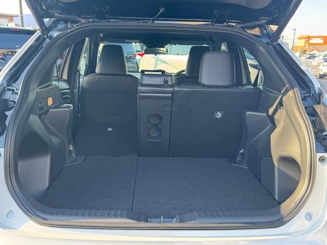 ヤリスクロス ハイブリッドZ パノラマミックビューモニター パワーバックドア TOYOTAセーフティーセンス メーカーディスプレイオーディオ クリアランスソナー BSM RCTA シート&ステアリングヒーター LEDヘッドライト(67枚目)