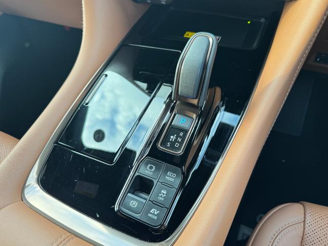 ヴェルファイアハイブリッド Z プレミア モデリスタエアロ 13.2型有機EL後席モニター ドレスアップマフラー 左右独立ムーンルーフ デジタルインナーミラー トヨタチームメイト 14インチディスプレイ パノラミックビューモニター HUD(44枚目)