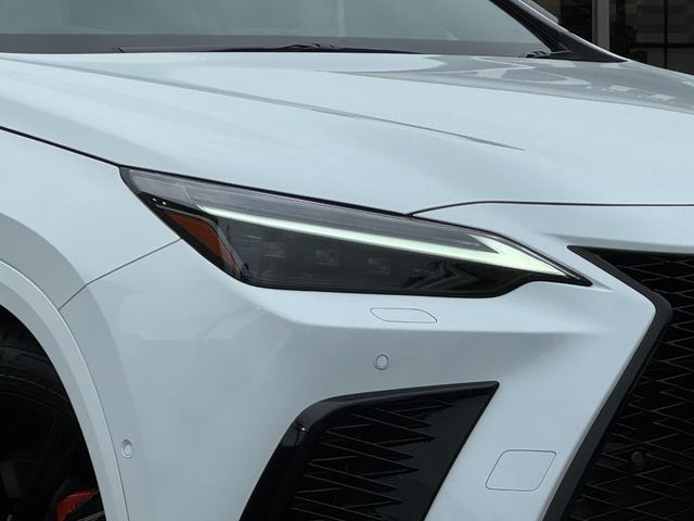 ＮＸ ＮＸ３５０ｈ　Ｆスポーツ　パノラマルーフ　オレンジキャリパー　デジタルインナーミラー　ヘッドアップディスプレイ　ルーフレール　パノラミックビューモニター　ブラインドスポットモニター　後席シートヒーター　純正ドライブレコーダー（7枚目）