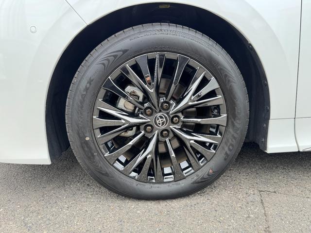 ヴェルファイアハイブリッド Ｚ　プレミア　１３．２型有機ＥＬ後席モニター　ユニバーサルステップ　デジタルインナーミラー　ヘッドアップディスプレイ　１４インチディスプレイオーディオ　左右独立ムーンルーフ　ドラレコ前後　ブラインドスポットモニタ（29枚目）