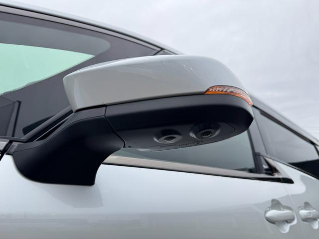 ヴェルファイアハイブリッド Ｚ　プレミア　１３．２型有機ＥＬ後席モニター　ユニバーサルステップ　デジタルインナーミラー　ヘッドアップディスプレイ　１４インチディスプレイオーディオ　左右独立ムーンルーフ　ドラレコ前後　ブラインドスポットモニタ（31枚目）