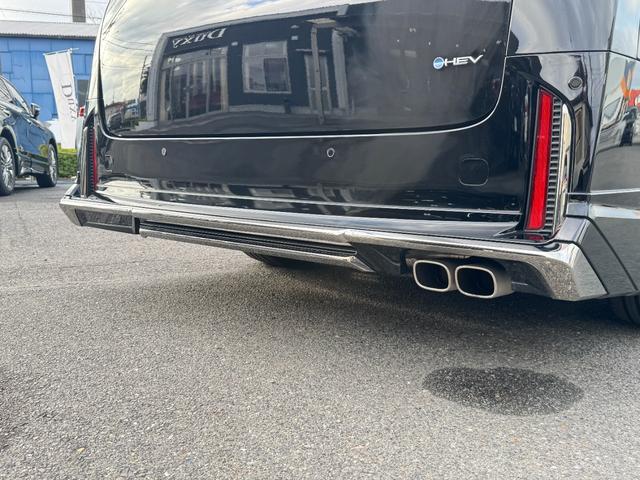 ヴェルファイアハイブリッド Ｚ　プレミア　モデリスタエアロ　１３．２型有機ＥＬ後席モニター　ドレスアップマフラー　左右独立ムーンルーフ　デジタルインナーミラー　トヨタチームメイト　１４インチディスプレイ　パノラミックビューモニター　ＨＵＤ（16枚目）