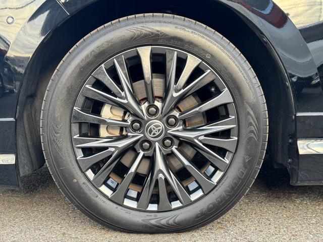 ヴェルファイアハイブリッド Ｚ　プレミア　モデリスタエアロ　１３．２型有機ＥＬ後席モニター　ドレスアップマフラー　左右独立ムーンルーフ　デジタルインナーミラー　トヨタチームメイト　１４インチディスプレイ　パノラミックビューモニター　ＨＵＤ（24枚目）