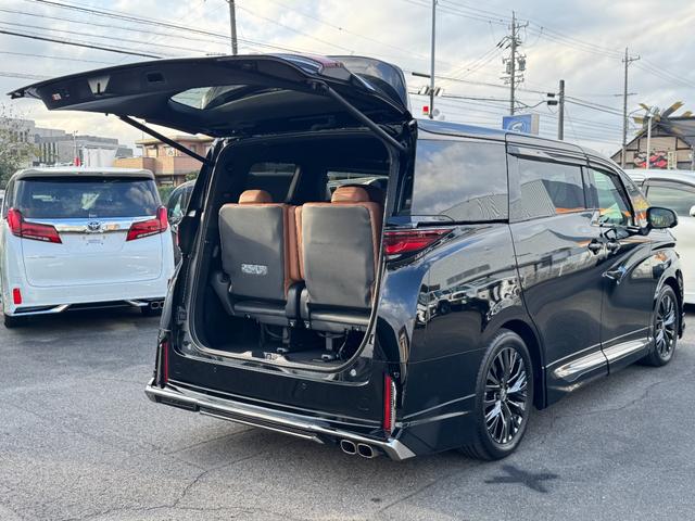 ヴェルファイアハイブリッド Ｚ　プレミア　モデリスタエアロ　１３．２型有機ＥＬ後席モニター　ドレスアップマフラー　左右独立ムーンルーフ　デジタルインナーミラー　トヨタチームメイト　１４インチディスプレイ　パノラミックビューモニター　ＨＵＤ（27枚目）