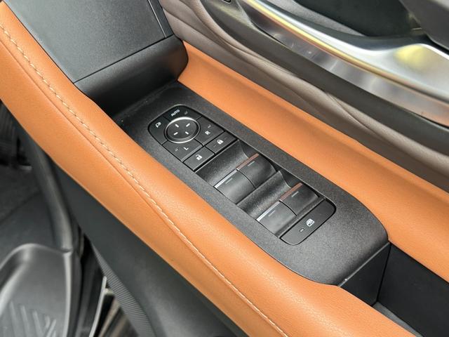 ヴェルファイアハイブリッド Ｚ　プレミア　モデリスタエアロ　１３．２型有機ＥＬ後席モニター　ドレスアップマフラー　左右独立ムーンルーフ　デジタルインナーミラー　トヨタチームメイト　１４インチディスプレイ　パノラミックビューモニター　ＨＵＤ（33枚目）