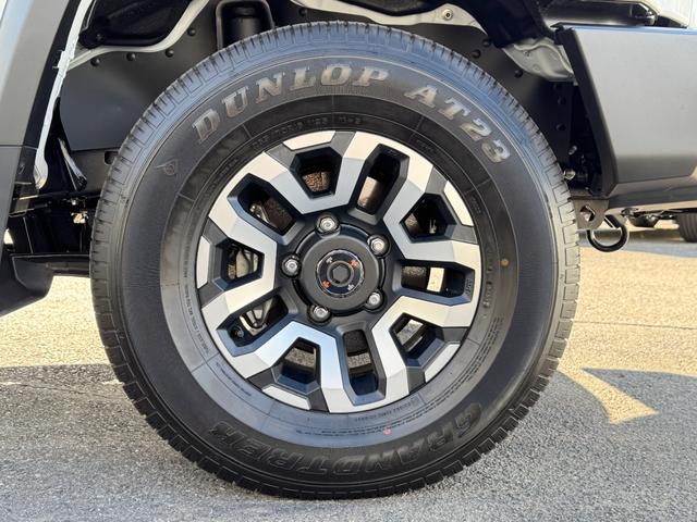 �����A���~�z�C�[�����C���X�g�[���ł��B�������ЊO�i�ւ̕ύX���\�ł��̂ł��C�y�ɃX�^�b�t�܂ł����k���������I�d�b�ԍ��O�T�U�W�|�W�U�|�R�S�V�V���^�C���݂̂̌������󂯕t���Ă���܂��̂ŁA�����k��������