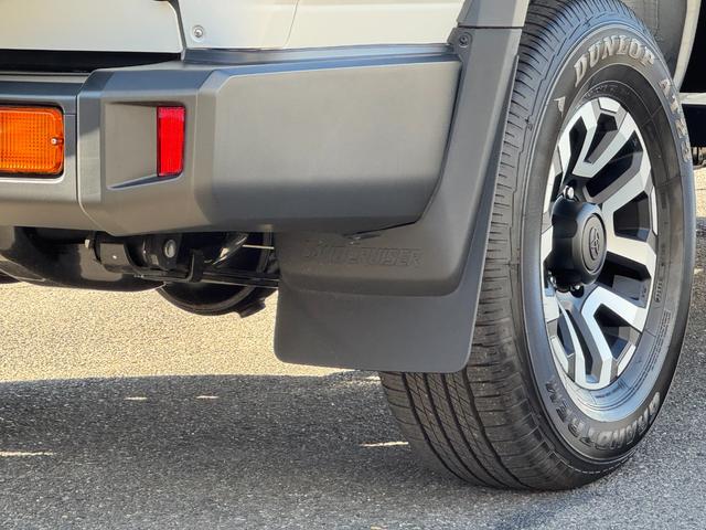 �͋����ƃG���K���X��Z�������f�U�C�������͂̈��ł��B���X�Ƃ����t�����g�O�����◬���悤�ȃT�C�h���C�����A���͂̂����ۂƍ����������������܂��B��͂��l�������t�H�������A���肵�����s���������v���܂�