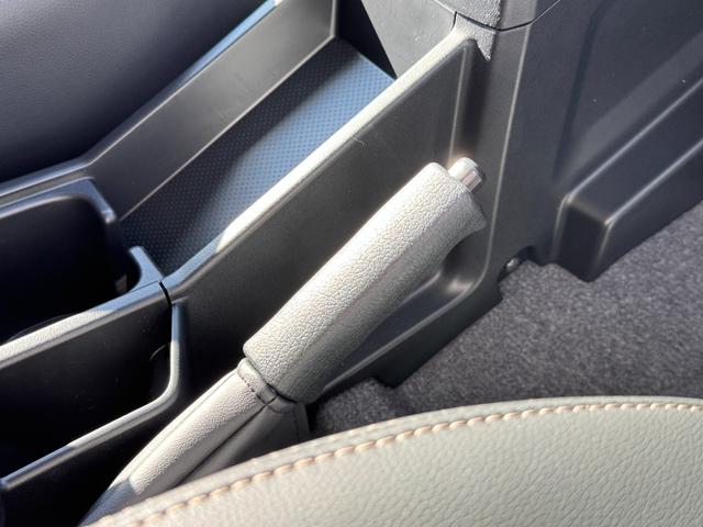 �y�T�C�h�u���[�L�z�̂Ȃ���̎d�l�̃T�C�h�u���[�L�͎茳�Œ����I�ɑ���ł��A���Ԏ��̈��S���x�����{�����ł��B�V���v���Ȃ���K�؂Ȑ����͂ŁA�Ԃ���������~�߂�����ʂŖ𗧂��܂��B����ł�����鑕���ł��B