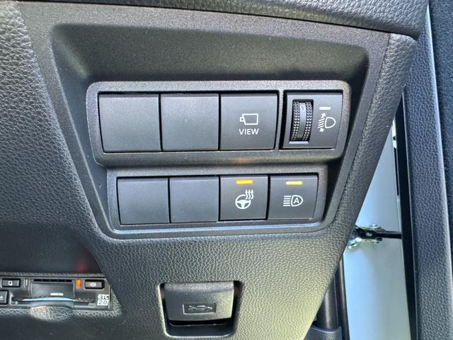 ヤリスクロス 　パノラミックビューモニター　ブラインドスポットモニター　純正ナビ　パワーシート　シートヒーター　ＨＤＭＩ入力端子　シガーソケット　フルセグＴＶ　ＥＴＣ　純正アルミホイール　ツートンカラー（37枚目）