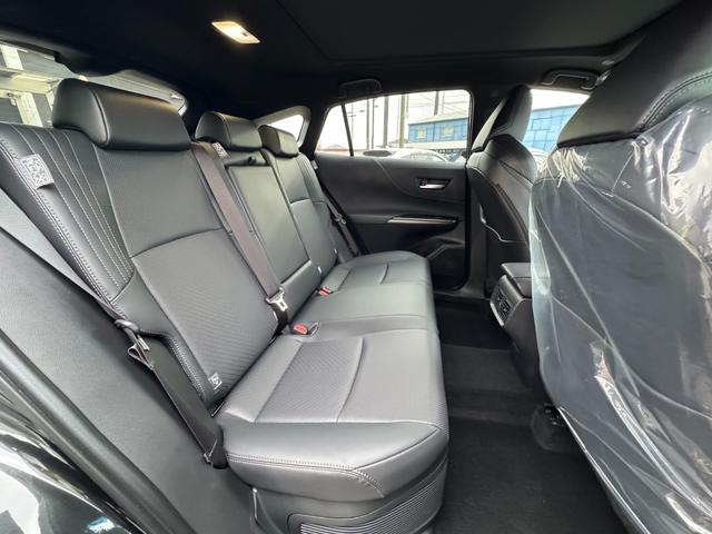 ハリアーハイブリッド Ｚ　レザーパッケージ・ナイトシェード　特別仕様車　調光パノラマルーフ　ＪＢＬ　ＡＣ１００Ｖ　デジタルインナーミラー　パノラミックビューモニター　ワイヤレス充電　ブラインドスポットモニター　寒冷地仕様　ＥＴＣ２．０　ヘッドアップディスプレイ（66枚目）