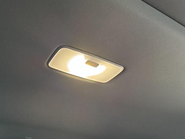 ハリアーハイブリッド Ｚ　レザーパッケージ・ナイトシェード　特別仕様車　調光パノラマルーフ　ＪＢＬ　ＡＣ１００Ｖ　デジタルインナーミラー　パノラミックビューモニター　ワイヤレス充電　ブラインドスポットモニター　寒冷地仕様　ＥＴＣ２．０　ヘッドアップディスプレイ（71枚目）