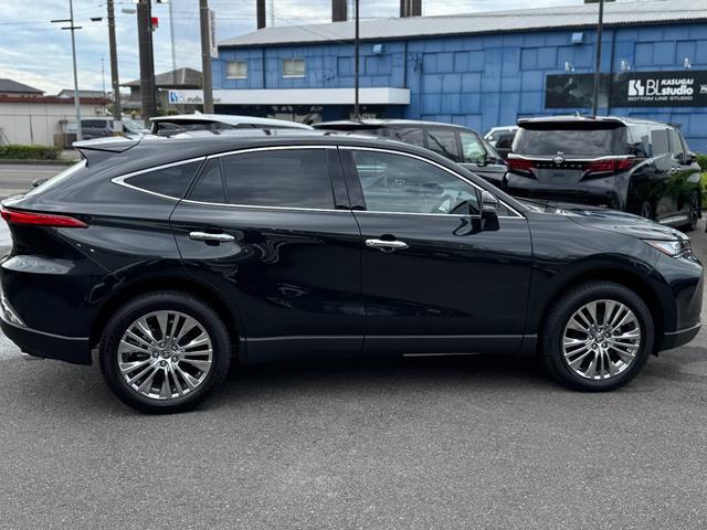 ハリアーハイブリッド Ｚ　レザーパッケージ　ＪＢＬサウンドシステム　ＨＵＤ　デジタルインナーミラー　１２．３インチディスプレイオーディオプラス　ブラインドスポットモニター　パノラミックビューモニター　レザーシート　ヘッドアップディスプレイ（22枚目）