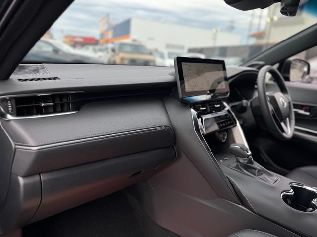 ハリアーハイブリッド Ｚ　レザーパッケージ　ＪＢＬサウンドシステム　ＨＵＤ　デジタルインナーミラー　１２．３インチディスプレイオーディオプラス　ブラインドスポットモニター　パノラミックビューモニター　レザーシート　ヘッドアップディスプレイ（36枚目）
