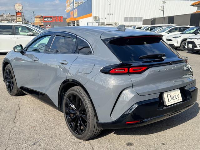 �������ꂽ�f�U�C���ƍ��i���Ȏd�グ�����͂ł��B�����^�̃{�f�B���C�����_�ȃt�����g�O�����������ŁA�X�^�C���b�V���ȊO�ς����o�B����ɁA�ϋv���Ƌ@�\�������˔����A���L�����f���ŗl�X�ȃj�[�Y�������܂��I