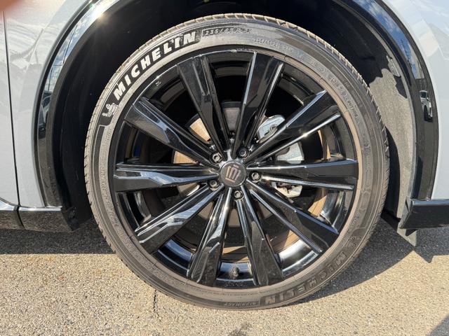 �����A���~�z�C�[�����C���X�g�[���ł��B�������ЊO�i�ւ̕ύX���\�ł��̂ł��C�y�ɃX�^�b�t�܂ł����k���������I�d�b�ԍ��O�T�U�W�|�W�U�|�R�S�V�V���^�C���݂̂̌������󂯕t���Ă���܂��̂ŁA�����k��������