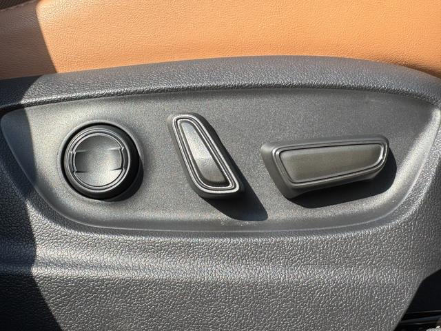 �y�p���[�V�[�g�z�p���[�V�[�g�𑕔����Ă���܂��I���D�݂̈ʒu�ɃZ�b�e�B���O�\�ł��I�d���ōׂ����ʒu�������\�ł��̂ŁA�x�X�g�ȃ|�W�V�����ɃZ�b�e�B���O���邱�Ƃ��\�ł��I�����X�A���҂����Ă���܂��I