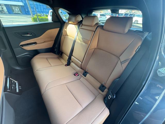 ���ڂ̃V�[�g����ԗǍD�ł��I�I�I�L�X�Ƃ��Ă��āA�����̃X�y�[�X���L���A���K�ɂ���肢�������܂��I�I�I�܂��A���X�ł͎��ۂɏ���Ă����������Ƃ��\�ł��̂ŁA���Ԃɏ���Ă��������A���̊����������܂��I�I