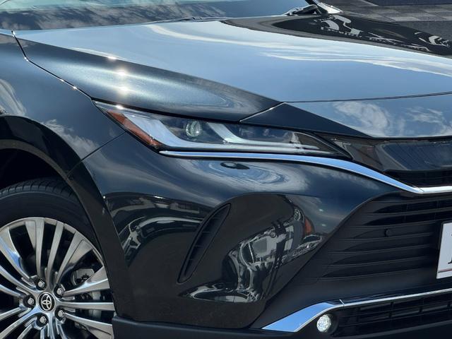 ハリアーハイブリッド Ｚ　レザーパッケージ　パノラマルーフ　全周囲カメラ　デジタルミラー　１２．３型ＪＢＬナビ　パノラミックビューモニター　ブラインドスポットモニター　ＥＴＣ２．０　レーダークルーズコントロール　パワーバックドア　ＨＵＤ　ＵＳＢ（6枚目）