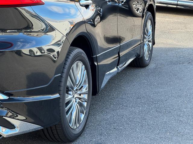 ハリアーハイブリッド Ｚ　レザーパッケージ　パノラマルーフ　全周囲カメラ　デジタルミラー　１２．３型ＪＢＬナビ　パノラミックビューモニター　ブラインドスポットモニター　ＥＴＣ２．０　レーダークルーズコントロール　パワーバックドア　ＨＵＤ　ＵＳＢ（20枚目）