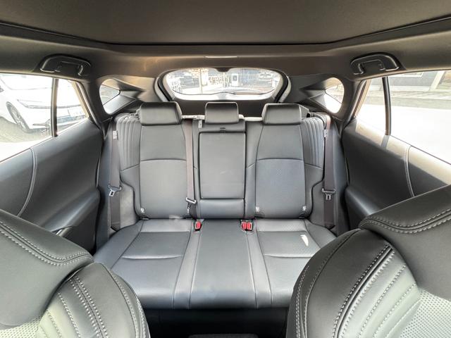 ハリアーハイブリッド Ｚ　レザーパッケージ　パノラマルーフ　全周囲カメラ　デジタルミラー　１２．３型ＪＢＬナビ　パノラミックビューモニター　ブラインドスポットモニター　ＥＴＣ２．０　レーダークルーズコントロール　パワーバックドア　ＨＵＤ　ＵＳＢ（62枚目）