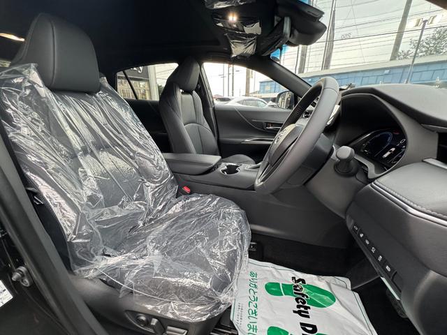 ハリアーハイブリッド Ｚ　レザーパッケージ・ナイトシェード　２０２５年次改モデル　ＰＨＥＶ仕様グリル　モデリスタエアロ　調光パノラマルーフ　１２．３型ＪＢＬプレミアムサウンドナビゲーション　パノラミックビュー　デジタルインナーミラー　ドライブレコーダー内蔵（34枚目）