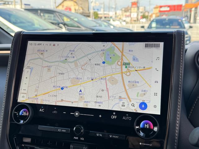 アルファード Ｚ　１３．２型有機ＥＬ後席ディスプレイ　パノラマミックビューモニター　３眼ＬＥＤヘッドライト　ＴＯＹＯＴＡセーフティセンス　デジタルインナーミラー　カラーヘッドアップディスプレイ　左右独立ムーンルーフ（44枚目）