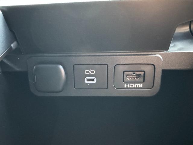 �y�g�c�l�h�z�X�}�[�g�t�H����A���̂ق��̓d�q�@��ɂȂ��ĉ�ʂ𓊉e���邱�Ƃ��ł��܂��I�܂��A�e���r�L�����Z���[�ƕ��p���āA���s���������ɂȂꂽ������܂��I���Ђ��������������I