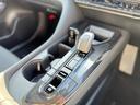 電子パーキングブレーキです♪ワンタッチ操作でスマートに駐車をサポート!力を使わずにブレーキがかかり、坂道発進もラクラク。自動解除機能で、発進もスムーズ。ドライブがもっと楽しくなる便利な装備です!!!