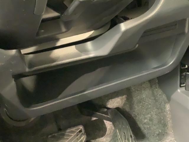 ワゴンＲ ＦＺ　１年保証　ナビ　ＴＶ　衝突軽減Ｂ　シ－トヒ－タ－　横滑り防止　アルミ　スマ－トキ－　盗難防止装置　整備記録簿　ＡＡＣ　Ｗエアバック（29枚目）