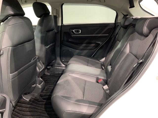 ヴェゼル ｅ：ＨＥＶ　Ｚ　Ｈ　ＳＥＮＳＩＮＧ　最長５年保証　ワンオ－ナ－　純正ナビ　ＴＶ　ＲカメラＢＴオ－ディオ　ドラレコ　ＥＴＣ　ＬＥＤライト　ＶＳＡ　シ－トヒ－タ－　クルコン　アルミ　スマ－トキ－　盗難防止装置　整備記録簿（31枚目）